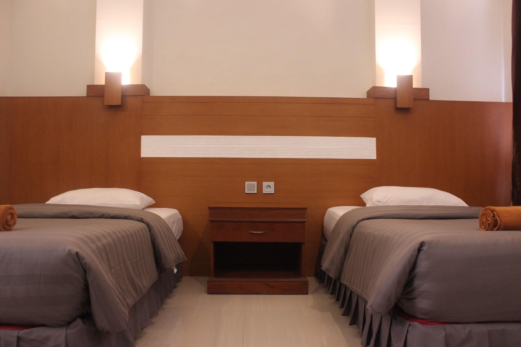 Jesens Inn II Кута Экстерьер фото