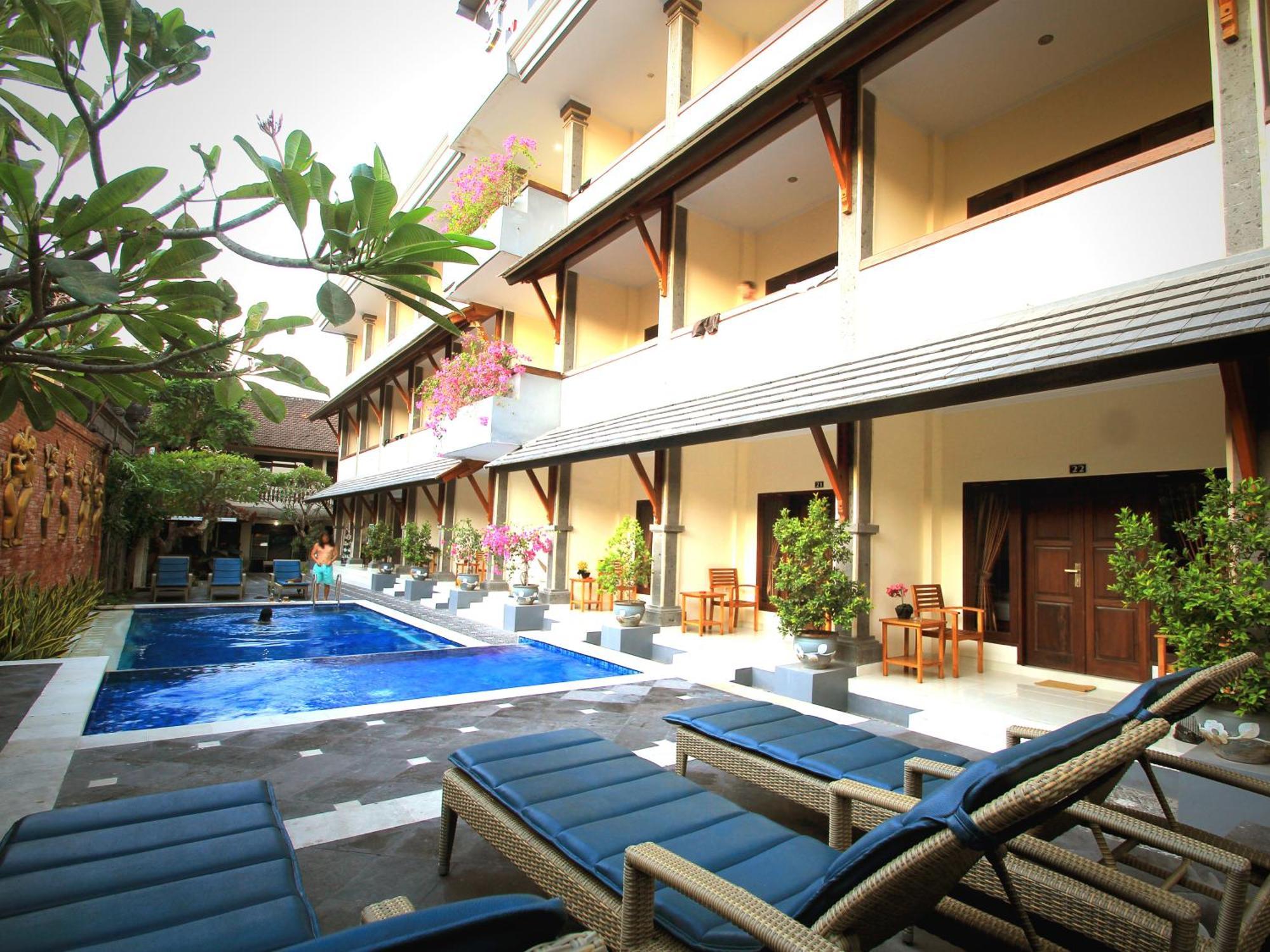 Jesens Inn II Кута Экстерьер фото