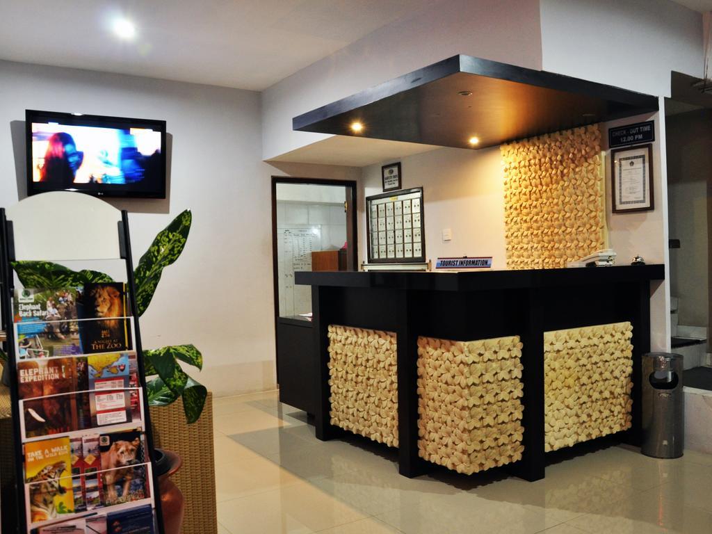 Jesens Inn II Кута Экстерьер фото