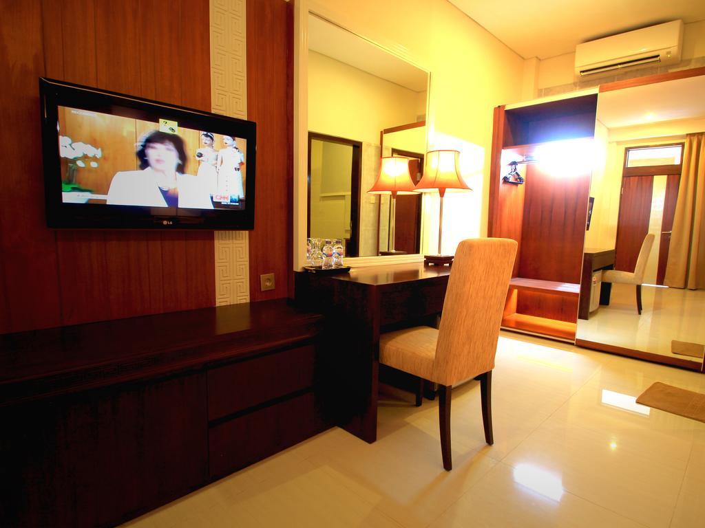 Jesens Inn II Кута Экстерьер фото