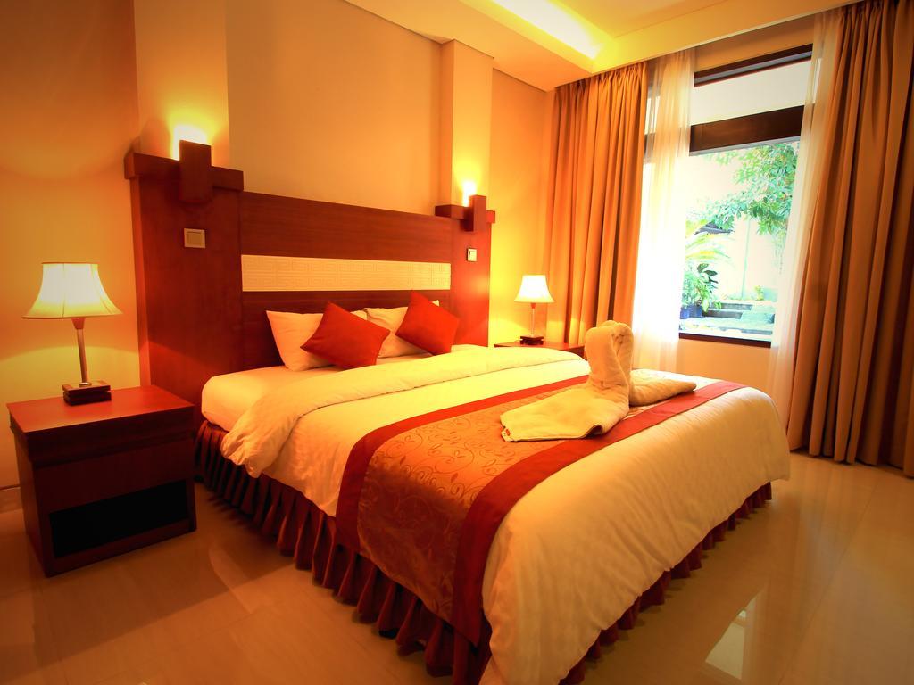 Jesens Inn II Кута Экстерьер фото
