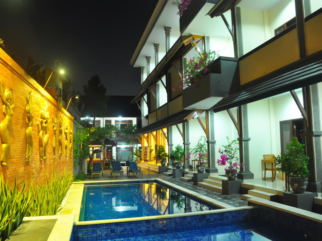 Jesens Inn II Кута Экстерьер фото