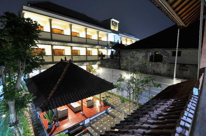 Jesens Inn II Кута Экстерьер фото